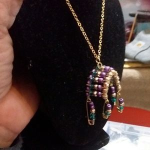 NATIVE American Indian headdress Mardi Gras style